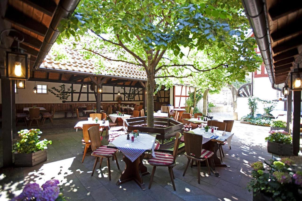 Hotel Hirsch Леонберг Екстериор снимка